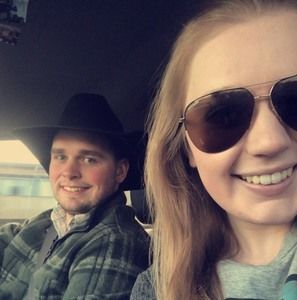 Meet your Posher, Devin